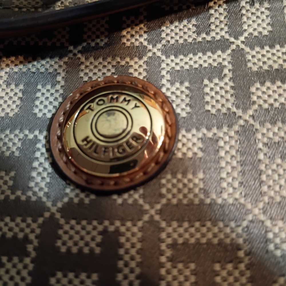 Tommy Hilfiger Gray Patterned Bag